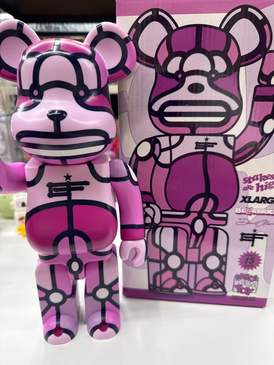 삼자콜라보 X LARGE 400%